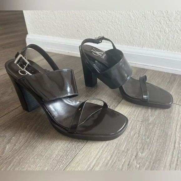 NWT Calvin Klein Heels - Picture 3 of 10